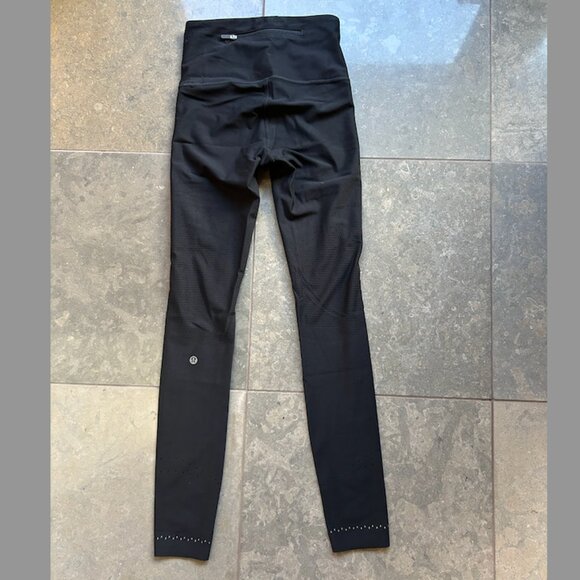 Lululemon Athletica Leggings 25" - Picture 2 of 7